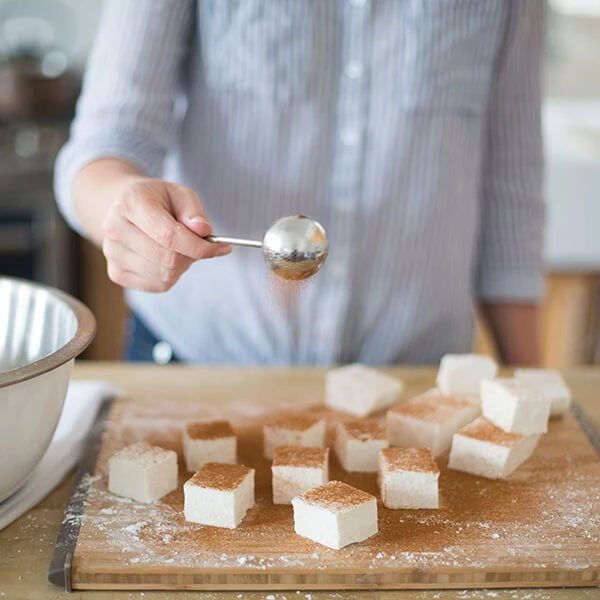 OXO Good Grips Bakers Dusting Wand 6 OXO Good Grips Bakers Dusting Wand - Image 5