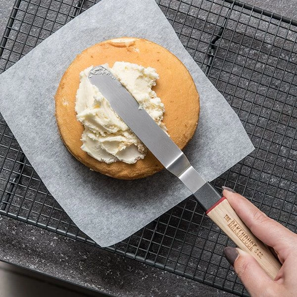 Bakehouse & Co. Bakehouse & Co Stainless Steel Large Angle Palette Knife 4 Bakehouse & Co. Bakehouse & Co Stainless Steel Large Angle Palette Knife - Image 2