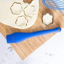 Colourworks Basting Brush 25cm Silicone Blue -CheapPASTRY, ICING Store CWBRUSHBLUV2 Colour Works Basting Brush 25cm Silicone Blue 5