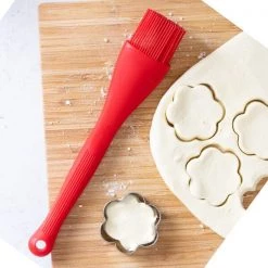 Colourworks Basting Brush 25cm Silicone Red -CheapPASTRY, ICING Store CWBRUSHREDV2 Colour Works Basting Brush 25cm Silicone Red 4