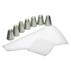 Sweetly Does It Icing Set With Bag, Seven Nozzles And Icing Comb