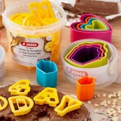 Judge Coloured Cupcake Cutters (Set Of Five) -CheapPASTRY, ICING Store TC352 Judge Kitchen 5 Piece Cookie Cutter Cupcake 4
